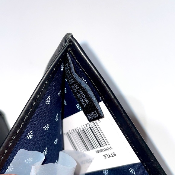 RFID Extra Capacity Slimfold Wallet - Picture 10 of 10